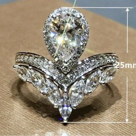 NWT 925 STERLING SILVER LUXURY DIAMOND Ring - Picture 6 of 9